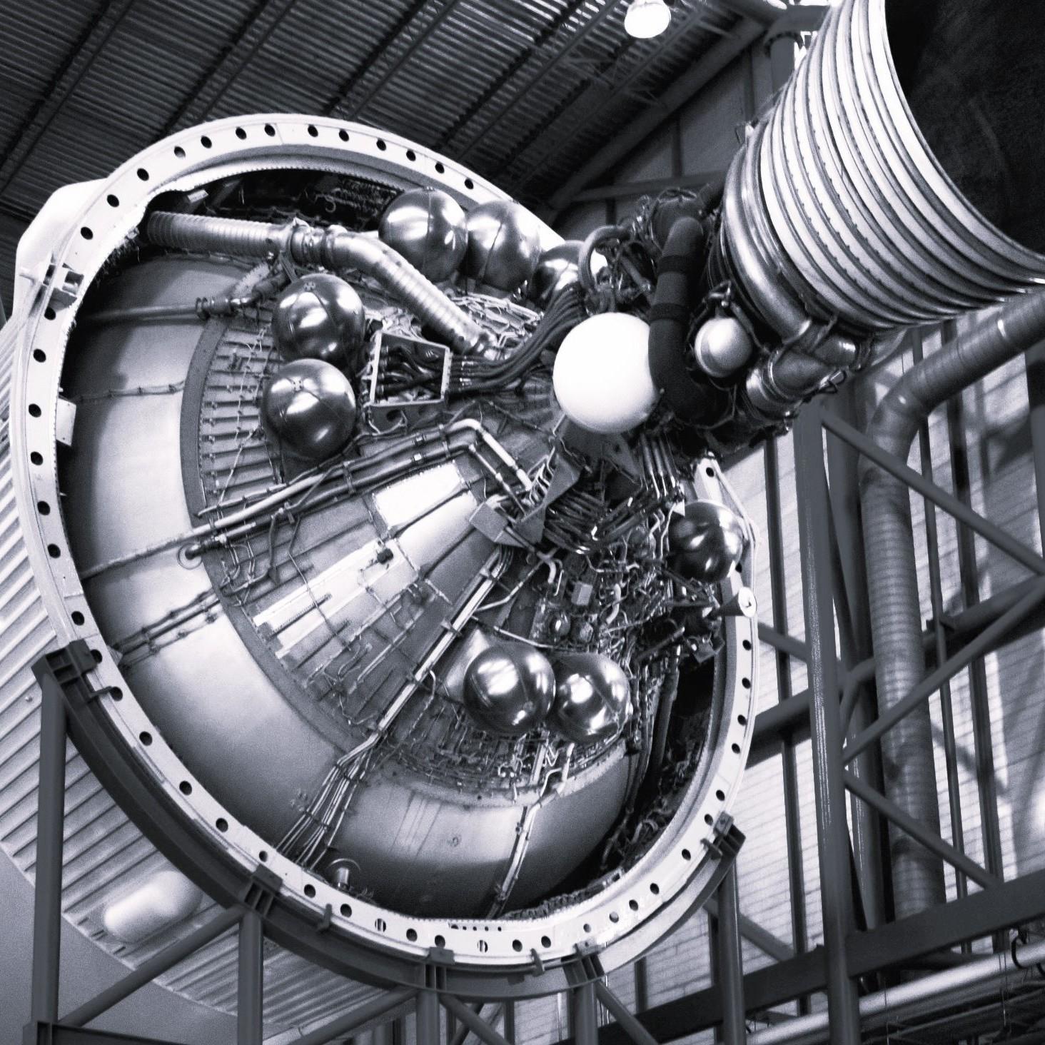 Rocket Tank Dome with Engine Install